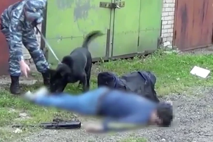 Vây bắt kẻ âm mưu khủng bố tại Moscow. 