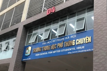 Tuyển thẳng 32 học sinh vào lớp 10 Trường THPT chuyên đại học Sư phạm