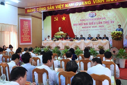 Đại biểu Đại hội Đảng bộ huyện Đầm Dơi lần thứ XV, nhiệm kỳ 2020-2025.