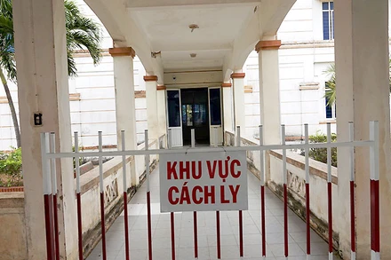 Cơ sở 2, Trung tâm y tế huyện Bình Sơn, nơi BN419 đang điều trị.