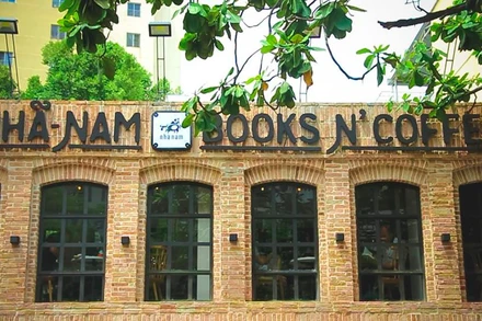 Nhã Nam Books N' Coffee Sài Gòn. Ảnh: Nhã Nam