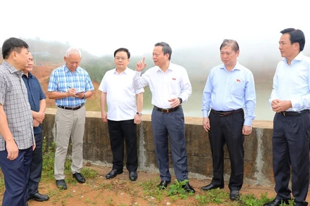 Kiểm tra công tác an toàn hồ đập tại Điện Biên.