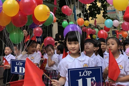 Học sinh lớp 1 (Ảnh minh hoạ: LÊ HÀ)