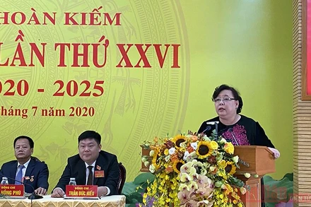 Phó Bí thư Thành ủy, Chủ tịch HĐND TP Hà Nội Nguyễn Thị Bích Ngọc phát biểu chỉ đạo Đại hội.