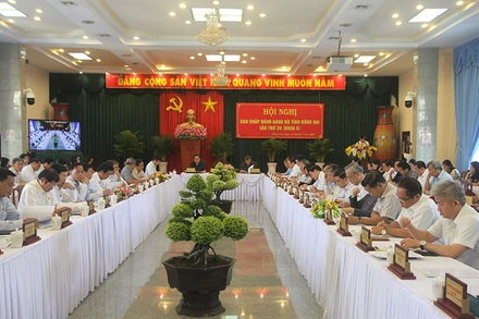 Toàn cảnh hội nghị.