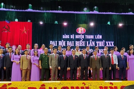 Ban Chấp hành Đảng bộ huyện Thanh Liêm khóa mới ra mắt.