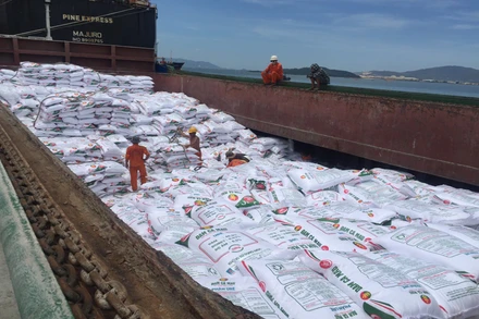 Sản phẩm phân bón Cà Mau.