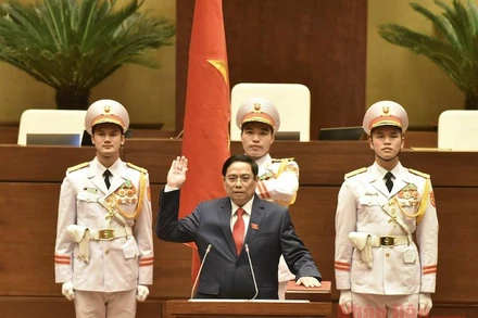 Đồng chí Phạm Minh Chính tuyên thệ nhậm chức Thủ tướng Chính phủ, chiều 5-4 (Ảnh: TRẦN HẢI).