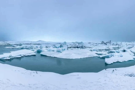 Sự tan chảy ồ ạt của các sông băng đã làm nghiêng vòng quay của Trái đất.