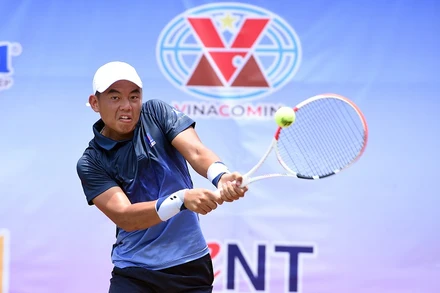 Lý Hoàng Nam tiếp tục có thêm một chiếc cúp trong bộ sưu tập danh hiệu của mình. (Ảnh: VTF)