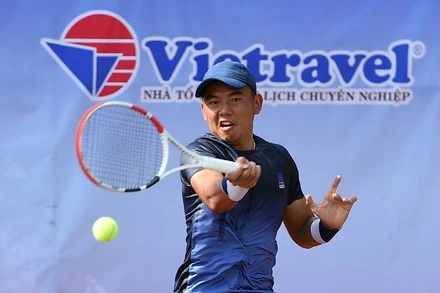 Lý Hoàng Nam ngược dòng thành công trước Phạm Minh Tuấn để giúp đội CLB Hải Đăng 1 đoạt vé vào chung kết nội dung đồng đội nam. (Ảnh: VTF)