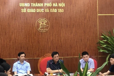 Lãnh đạo Sở GD-ĐT Hà Nội trao đổi về tuyển sinh lớp 6 chương trình song bằng năm học tới