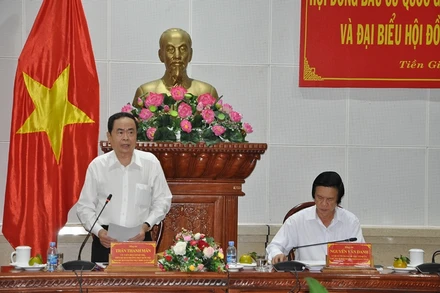 Đồng chí Trần Thanh Mẫn phát biểu chỉ đạo tại buổi làm việc.