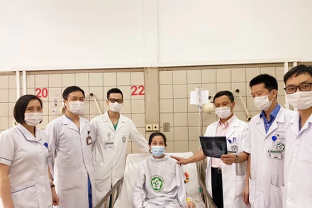 Bệnh nhân hồi phục sau ba tháng nằm viện.