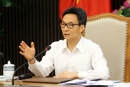 Phó Thủ tướng Vũ Đức Đam chủ trì cuộc họp. (Ảnh: VGP)