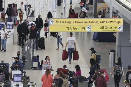 Kể từ khi dịch Covid-19 bùng phát, tháng 3-2021 là tháng bận rộn nhất đối với ngành vận tải hàng không Mỹ. (Ảnh: Getty Images)