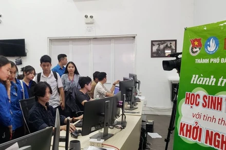 Tìm hiểu về ngành thiết kế đồ họa.