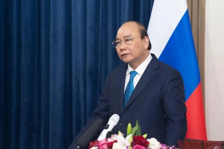 Chủ tịch nước Nguyễn Xuân Phúc phát biểu tại buổi gặp mặt. (Ảnh: THANH THỂ)