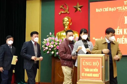 Các cơ quan, doanh nghiệp, nhà hảo tâm ủng hộ và đăng ký ủng hộ hơn 25 tỷ đồng giúp hộ nghèo, cận nghèo, người yếu thế tỉnh Thái Nguyên đón Tết Nhân Dần.