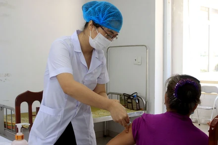 Số người từ 18 tuổi trở lên ở Thái Bình đã tiêm đủ 2 mũi vaccine đạt 43,76% 