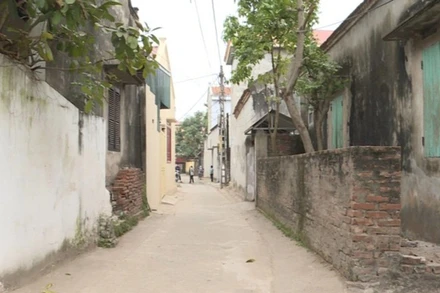 Con đường dẫn vào nơi xảy ra vụ việc. (Ảnh: CAND).