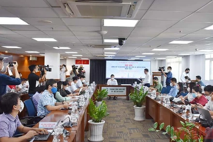 Quang cảnh buổi họp báo.