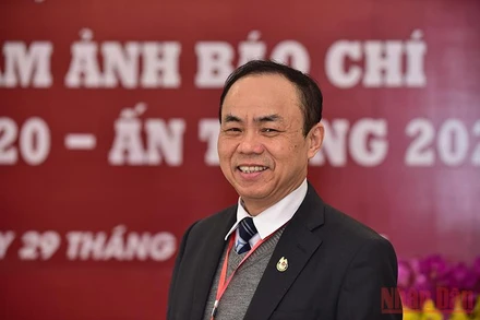 Tiến sĩ Trần Bá Dung, Ủy viên Ban Thường vụ khóa X, Trưởng Ban Nghiệp vụ Hội Nhà báo Việt Nam. Ảnh: THÀNH ĐẠT