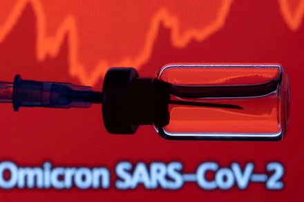 Cục quản lý Thực phẩm và Dược phẩm Mỹ xem xét hiệu quả của vaccine trước biến thể Omicron