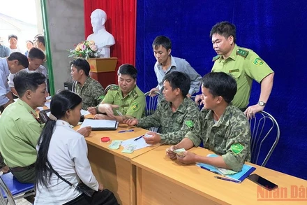 Chi trả tiền dịch vụ môi trường rừng ở Khu bảo tồn thiên nhiên Bát Xát, tỉnh Lào Cai.