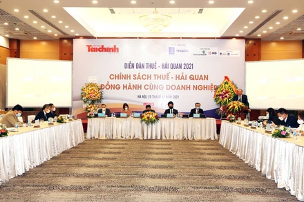 Diễn đàn Thuế - Hải quan 2021 với chủ đề “Chính sách thuế - hải quan đồng hành cùng doanh nghiệp”.