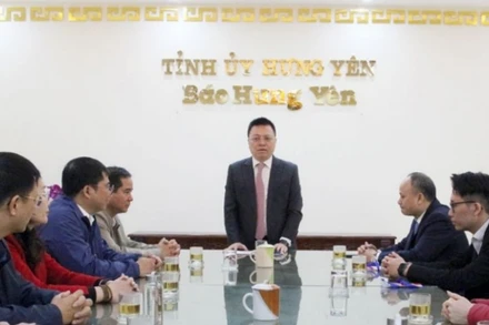 Tổng Biên tập Báo Nhân Dân Lê Quốc Minh làm việc với Báo Hưng Yên.