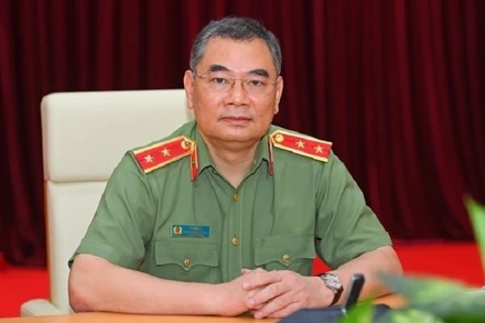 Trung tướng Tô Ân Xô đưa ra các khuyến cáo để người dân tránh bị “sập bẫy” lừa đảo.
