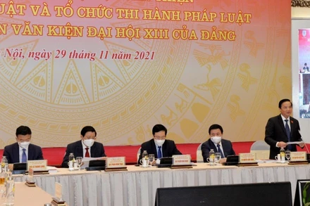 Hội thảo "Ðịnh hướng xây dựng, hoàn thiện hệ thống pháp luật và tổ chức thi hành pháp luật theo tinh thần văn kiện Ðại hội XIII của Ðảng". (Ảnh: Chiến Thắng)