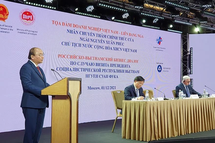 Chủ tịch nước Nguyễn Xuân Phúc phát biểu ý kiến tại tọa đàm.