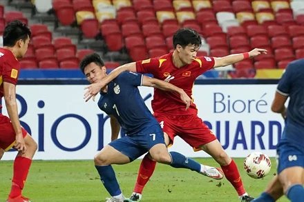 Việt Nam đã phung phí nhiều cơ hội để ghi bàn trước Thái Lan ở trận bán kết lượt đi. (Ảnh: VFF)