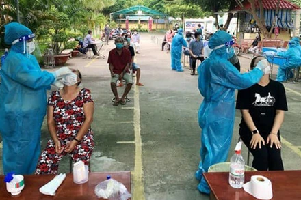 Thái Bình phát hiện nhiều ca F0 trong cộng đồng thông qua xét nghiệm sàng lọc.