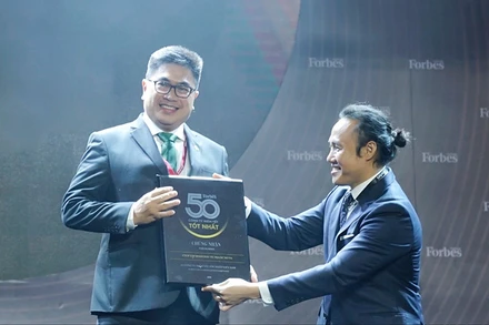 Thương hiệu Novaland được vinh danh trong Top 50 công ty niêm yết tốt nhất năm 2021 tại lễ trao giải do Tạp chí Forbes tổ chức.