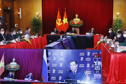 Đoàn đại biểu Đảng ta dự hội nghị liên đảng quốc tế. Ảnh: TTXVN