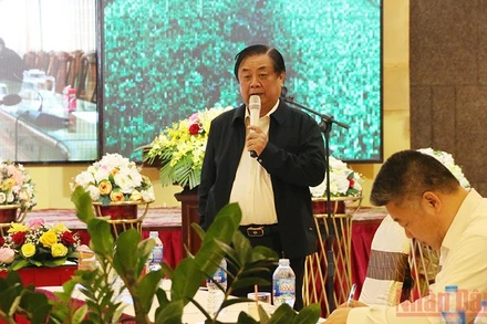 Bộ trưởng Nông nghiệp và Phát triển nông thôn Lê Minh Hoan phát biểu tại hội thảo.