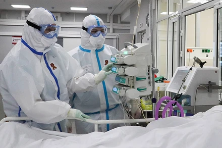 Tình hình Covid-19 tại Nga vẫn diễn biến phức tạp. (Ảnh: TASS)