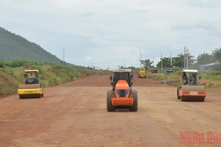 Thi công gói thầu XL04 đường cao tốc bắc nam, Dự án Vĩnh Hảo – Phan Thiết, đoạn qua xã Thuận Hòa, huyện Hàm Thuận Bắc, tỉnh Bình Thuận.