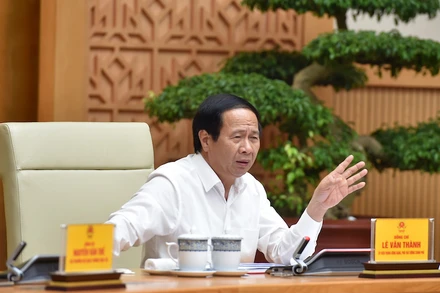 Phó Thủ tướng Lê Văn Thành chủ trì cuộc giao ban với các bộ, ngành và tỉnh Đồng Nai về tiến độ triển khai dự án xây dựng sân bay Long Thành. (ĐỨC TUÂN)