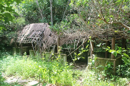 Điểm di tích Văn phòng làm việc Ban Cán sự liên tỉnh IV, Di tích lịch sử cấp quốc gia Căn cứ kháng chiến B4-Liên tỉnh IV tại huyện Krông Nô, tỉnh Đắk Nông hoang phế. 