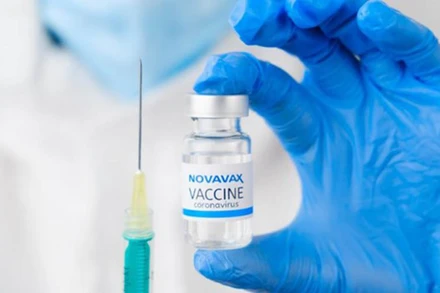 Vaccine ngừa Covid-19 của Novavax. (Ảnh: euractiv)