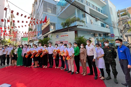 Ra mắt các đội hình chăm sóc sức khỏe cho người dân.