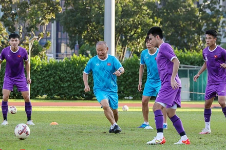 Đội tuyển Việt Nam tập luyện trước trận đấu với đội tuyển Indonesia. Ảnh VFF