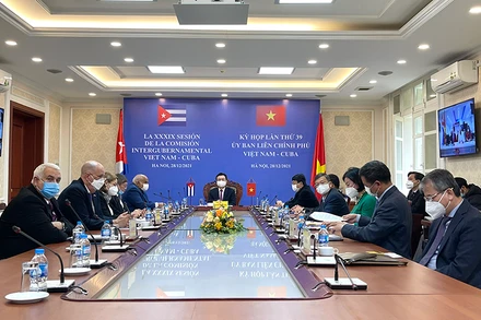 Quang cảnh kỳ họp.