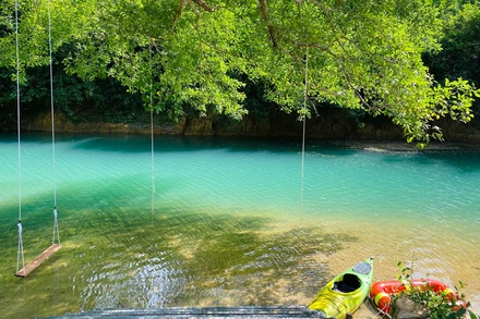 Khu cắm trại Blue Diamond tại Khe Gát, xã Xuân Trạch, huyện Bố Trạch.