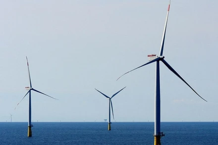 Toàn cảnh Trang trại điện gió ngoài khơi DanTysk, cách bờ biển Esbjerg, Đan Mạch khoảng 90km, ngày 21/9/2016. (Ảnh: Reuters)