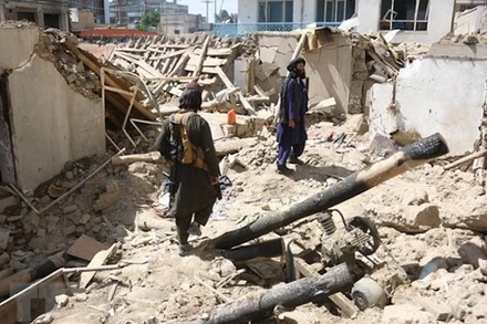 Hiện trường vụ đánh bom ở Kabul, Afghanistan, ngày 24/5/2022. (Ảnh: THX/TTXVN)